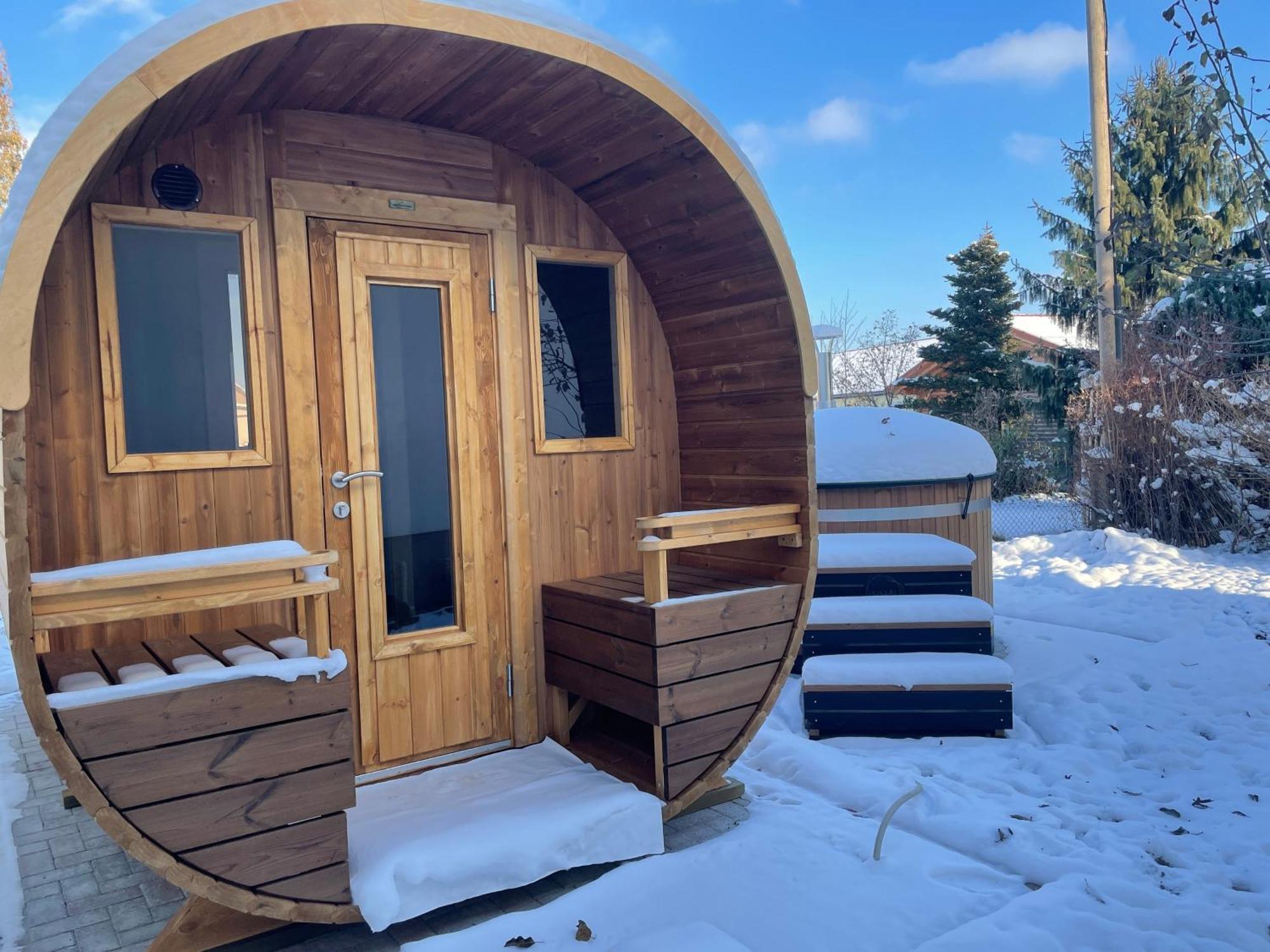 Ferienhaus Amare Mit Fasssauna, Eigener Terrasse & Kamin เบาท์เซน ภายนอก รูปภาพ